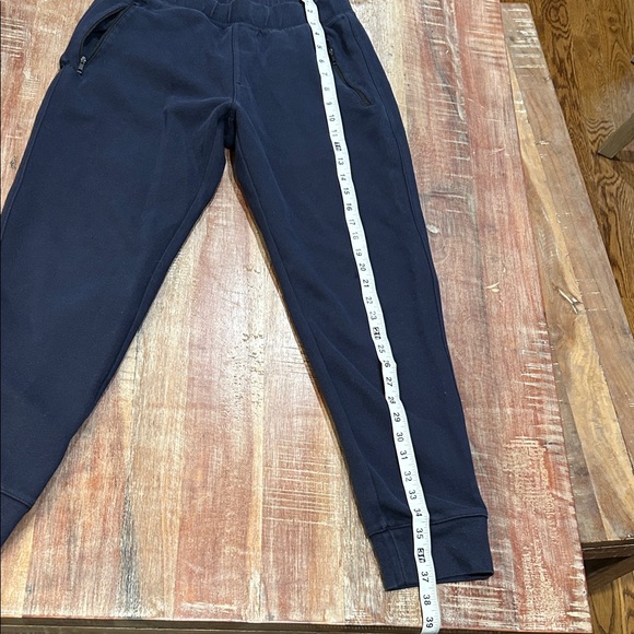 Uniqlo Navy Zipper Pocket Sweatpants - Picture 6 of 7